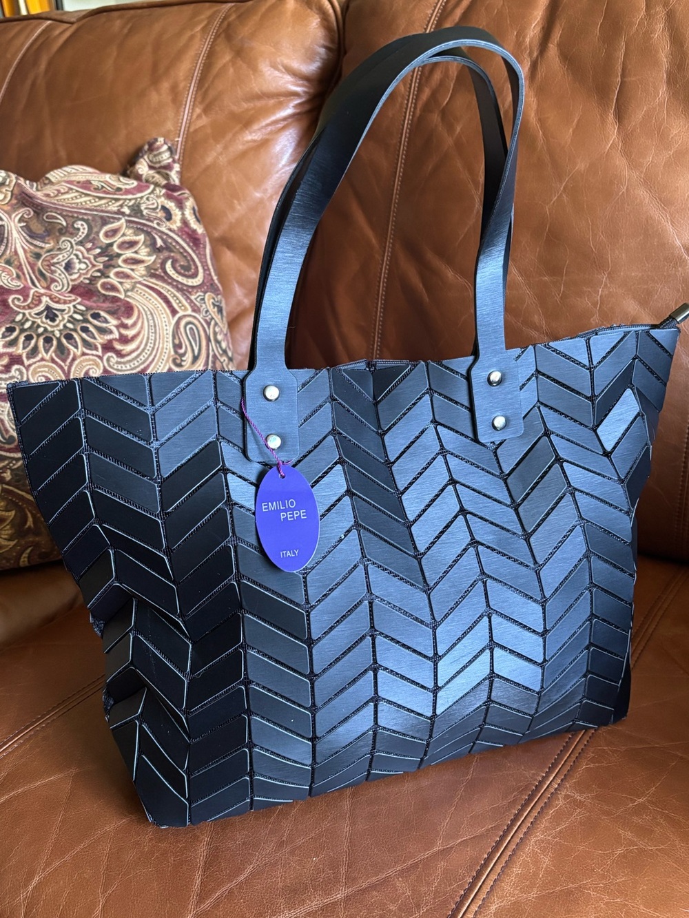 Emilio Pepe NWT geometric shoulder bag tote zip top new BLACK